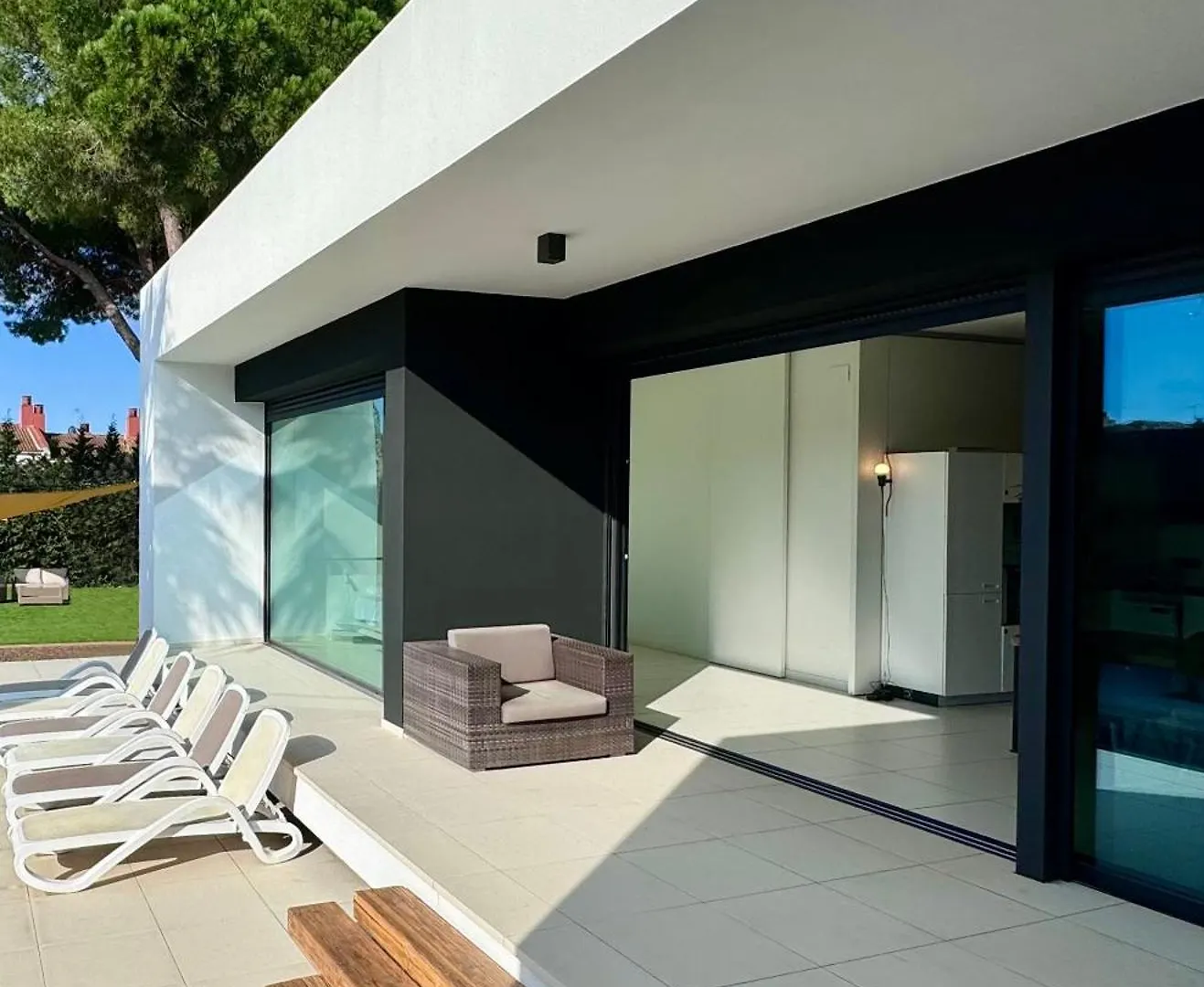 Villa Blanca L'Escala 0*,  Spain